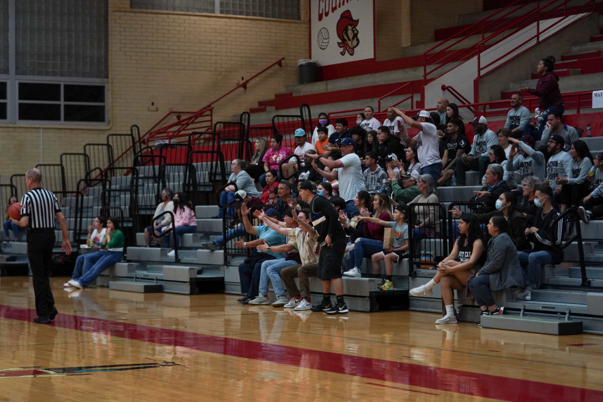 mathis-london-girls-basketball-playoffs00071